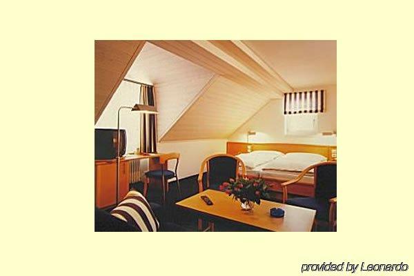 Hotel Restaurant Zum Goldenen Kopf Bülach Extérieur photo