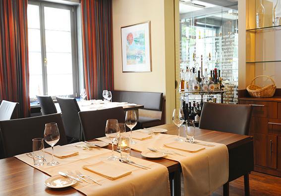Hotel Restaurant Zum Goldenen Kopf Bülach Extérieur photo
